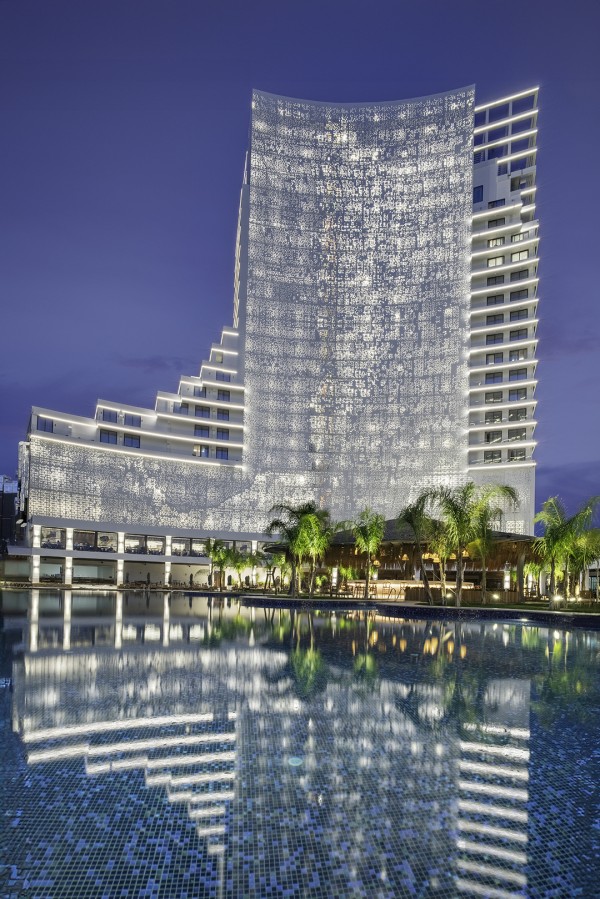 Grand Sapphire Resort Hotel