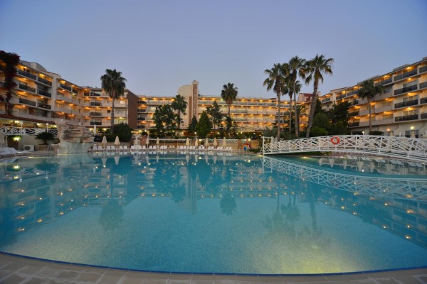 Seaden Corolla Hotel Side