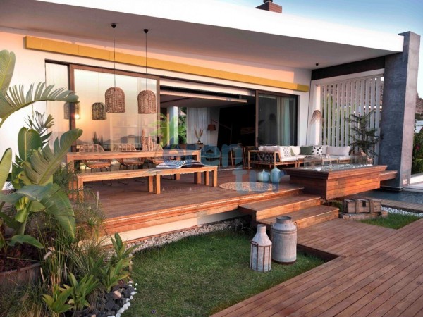 Bodrum Turgutreis'de Deniz Manzaralı Ultra Lüks 6 Yatak Odalı Villa