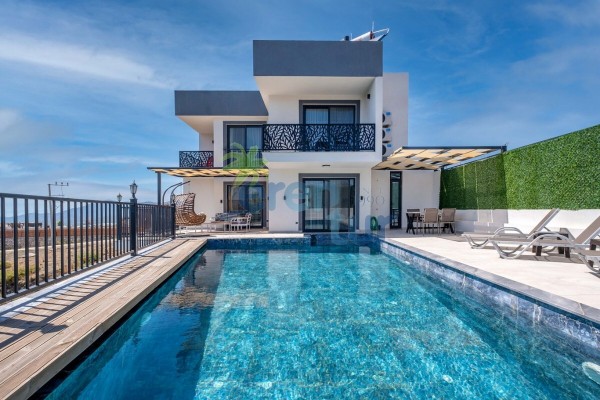 Fethiye Karaçulha Mevkiinde 4 Kişilik Tatil Villası